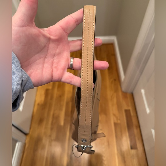 Coach - Hamptons Demi Baguette Shoulder Bag - Camel 2007 #11955 - Picture 7 of 14